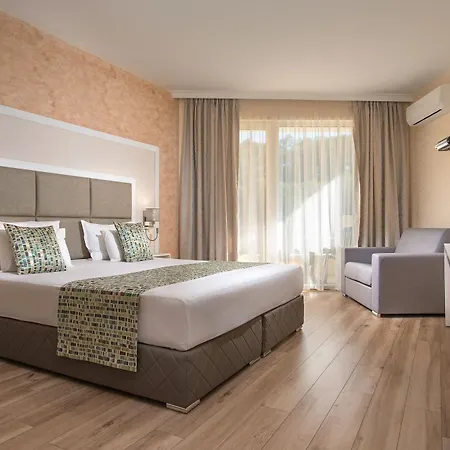 Marina Sands Boutique Hotel Obzor