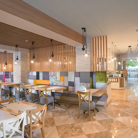 Marina Sands Boutique