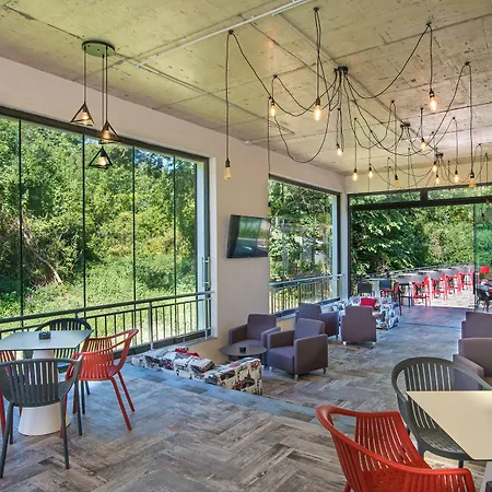 Marina Sands Boutique