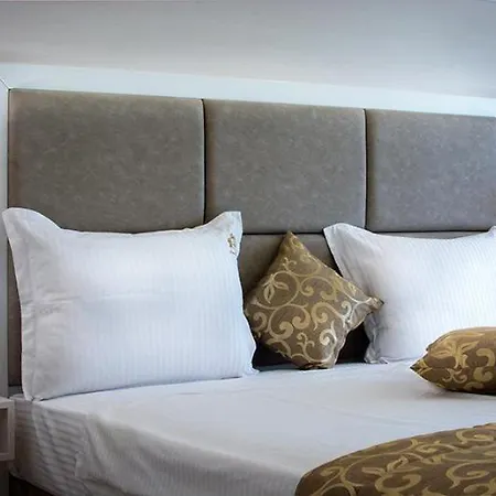Marina Sands Boutique Obzor