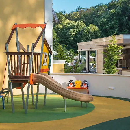 Marina Sands Boutique Hotel