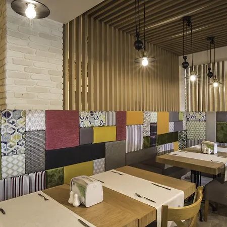 Marina Sands Boutique Obzor