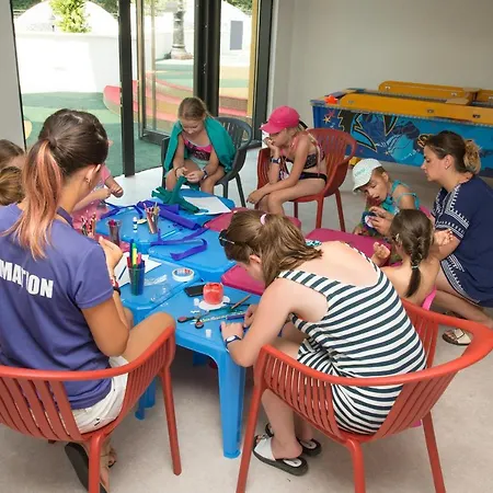 Marina Sands Boutique Hotel