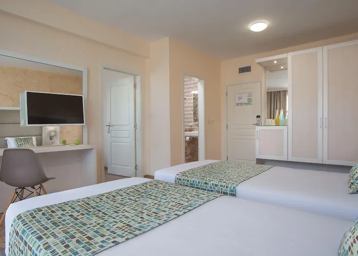 Hotel Marina Sands Boutique 4*