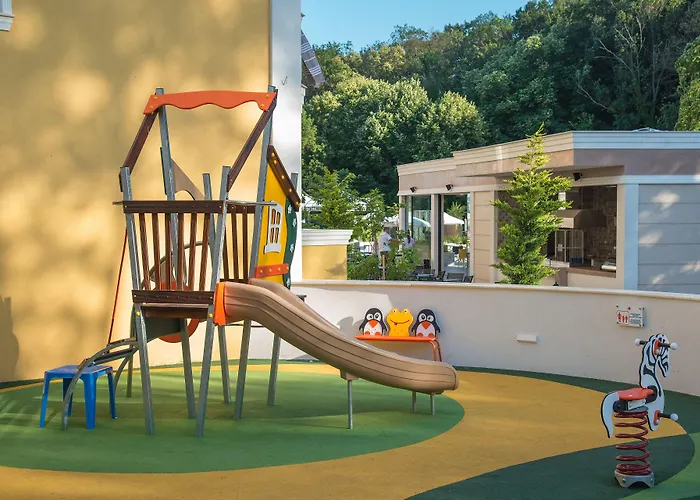 Marina Sands Boutique Hotel