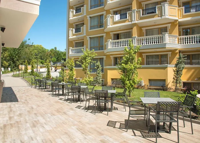 Marina Sands Boutique Obzor