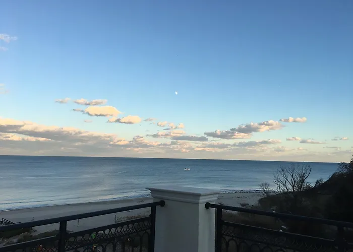 Marina Sands Boutique Hotel