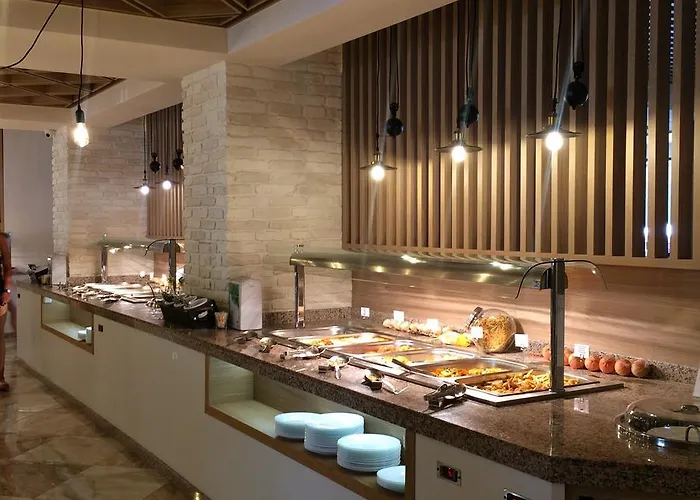 Marina Sands Boutique Hotel